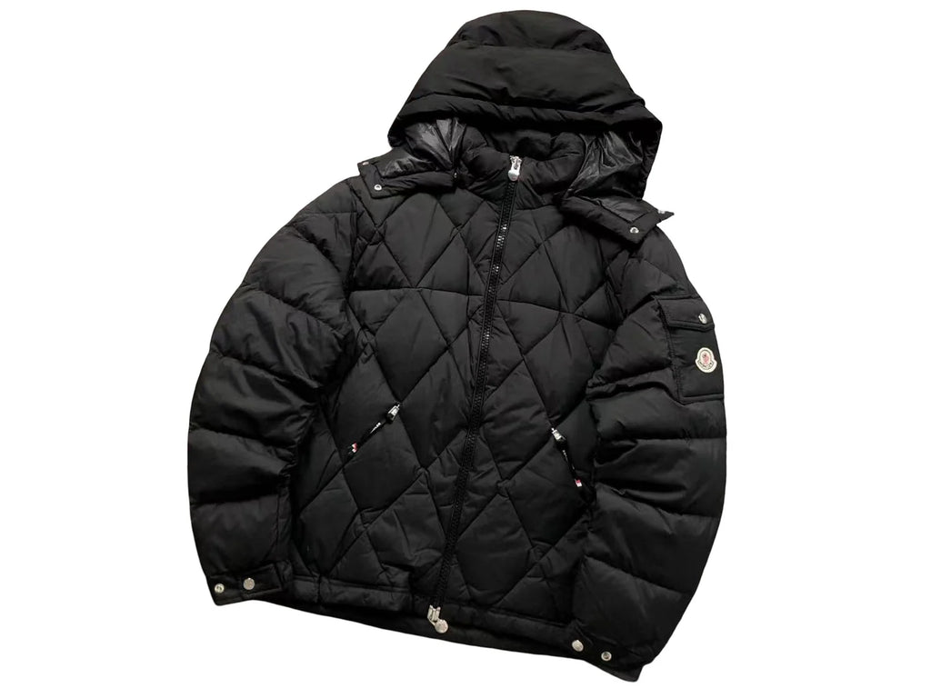 Moncler Averole Down Jacket – Black